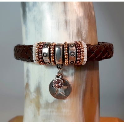 Bruine kabelleer armband Bruine kabelleer armband